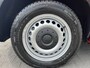 Volkswagen Transporter Kombi 2.0 TDI DSG Automaat L2H1 BPM/ BTW vrij Airco Cruise control Trekhaak Navigatie Verlengde uitvoering Marge 1 eigenaar Personenvervoer  Personenbus Groepsvervoer Ex overheid Ideaal voor ombouw naar Camper