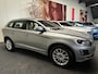 Volvo XC60 3.0 T6 AWD MOMENTUM NIEUWE APK YOUNGTIMER ! LEDER CRUISE CONTROL 18 INCH LM FACELIFT MODEL ! Brgl