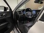 Volvo XC60 T6 AWD Recharge Plus Dark | Trekhaak | 360° Camera | All Season banden | Adaptieve Cruise Control | Stoelverwarming voor+achter | Stuurwielverwarming | Pilot Assist | BLIS Dode Hoek Detectie | Elektrische voorstoelen geheugen | Lederen bekleding | Zitting