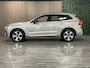 Volvo XC60 T6 AWD Recharge Plus Dark | Trekhaak | 360° Camera | All Season banden | Adaptieve Cruise Control | Stoelverwarming voor+achter | Stuurwielverwarming | Pilot Assist | BLIS Dode Hoek Detectie | Elektrische voorstoelen geheugen | Lederen bekleding | Zitting