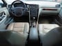 Volvo V70 Cross Country 2.4 T AWD Trekhaak (Schade!)