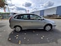 Nissan Almera Tino 1.8 Ambience LEUKE AUTO RIJDT EN SCHAKELT GOED