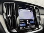 Volvo V60 2.0 T6 Plug-in hybrid AWD Plus Bright | Long Range | 360 Camera | 19" velgen | Stoel- en stuurwielverwarming | Actieve LED koplampen | Navigatie | Keyless | Apple Carplay / Android Auto |