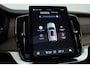 Volvo XC90 T8 Recharge Ultra Bright ''Facelift'' | Full Option | Luchtvering | B&W Audio | Massage | Pano | HUD | Stoelventilatie | 22'' | Trekhaak