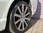 Volvo V70 2.4 D4 AWD Dynamic | Uniek | 1ste Eigenaar | 5 Cilinder | Adaptieve Cruise Controle | Blis | Bi-Xenon | Leder | Stoel + Stuur + Achterbank verwarmd |