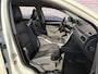 Volvo V70 2.4 D4 AWD Dynamic | Uniek | 1ste Eigenaar | 5 Cilinder | Adaptieve Cruise Controle | Blis | Bi-Xenon | Leder | Stoel + Stuur + Achterbank verwarmd |