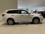 Mitsubishi Outlander 2.4 PHEV Intense+ 224 PK | Panoramadak | Trekhaak | Stuurwielverwarming | Achteruitrijcamera | Stoelverwarming | Apple Carplay | Parkeersensoren | Dodehoeksensoren | Halflederen Bekleding | Elektrische Achterklep |