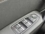 Renault Captur 1.6 E-Tech Plug-in Hybrid 160 Initiale Paris (Hoge instap) Trekhaak | BOSE | 360° Camera | Navigatie | Dealer Onderhouden