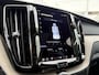 Volvo XC60 2.0 T6 Plug-in hybrid AWD Inscription | Long range | Trekhaak | Massagestoelen met ventilatie | Harman Kardon audio | Head-up display | 360 camera | Actieve LED koplampen | 20" velgen | Elektrische stoelverstelling |