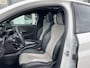 Peugeot e-208 EV GT 350 50 kWh | € 2000,- Inruilpremie ! | | Stoelverwarming | Achteruitrijcamera | Apple carplay | €2000 inruilpremie! Info: 0492-588974
