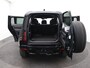 Land Rover Defender 2.0 P300e 110 X-Dynamic SE