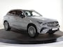 Mercedes-Benz GLC 300e 4MATIC Sport Edition | Panoramaschuifdak | Premium Plus | Rijassistentiepakket plus | Head-up display | Burmester | Nightpakket | Trekhaak |