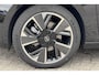 Opel Astra Electric 54 kWh Business Edition | Navigatie | Camera | Climate control | Ad. Cruise | Carplay | PDC V+A | LMV 18 inch