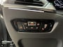 BMW 3-Serie Touring 330e xDrive Sport Line 17"/Trekhaak/Sportstoelen/Stoel + stuurverwarming/PDC/Apple Carplay & Android Auto