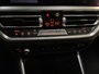 BMW 3-Serie Touring 330e xDrive Sport Line 17"/Trekhaak/Sportstoelen/Stoel + stuurverwarming/PDC/Apple Carplay & Android Auto