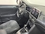 Volkswagen T-Roc 1.5 TSI Style Automaat Climate control Camera Lane assist Dodehoek Assistent LED verlichting Cruise control adaptive Keyless Apple CarPlay/ Android Auto