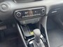 Toyota Yaris 1.5 Hybrid 115 Dynamic Comfort pack, Dode hoek detectie, parkeersens V+A Stoel en stuur verwarming