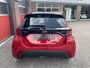 Toyota Yaris 1.5 Hybrid 115 Dynamic Comfort pack, Dode hoek detectie, parkeersens V+A Stoel en stuur verwarming
