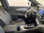 Peugeot 5008 1.2 PureTech GT Black Pack 7p Climate control Adaptive cruise control Achteruitrij camera Verwarmde voorstoelen Keyless Navigatie LED Apple Carplay/ Android Auto