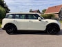 MINI Clubman Mini 1.5 One Chili Serious Business Leder Navi Camera Stoelverwarming Perfect Onderhouden