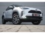 Toyota Yaris Cross 1.5 Hybr 130 Pk Teamplayer 15 JR GARANTIE | NIEUW | WINTERPACK