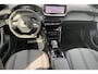 Peugeot e-2008 Allure Avantage 54 kWh | Navigatie | Parkeersensoren | Keyless | Climate control