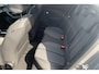 Peugeot e-2008 Allure Avantage 54 kWh | Navigatie | Parkeersensoren | Keyless | Climate control