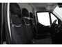 IVECO Daily 35S16 160 pk Aut. L2H1 Laag Dak, Navi, Camera Adapt. Cruise Control, Trekhaak 3.500 kg, Airco ECC, 3-Zits