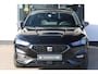 SEAT Leon Sportstourer 1.5 TSI e-Hybrid FR Business 204PK / 150kW DSG, uit voorraad leverbaar! Achteruitrijcamera, PGR Trekhaak zwenkbaar, P29 Technology Pack,  Apple Carplay & Android Auto, verwarmbare voorstoelen, Keyless Entry & Start, verwarmbaar stuurwiel, elektrisch bedienbare achterklep met sensorsturing, LED koplampen, parkeersensoren voor + achter, 18'' LMV 'Performance Aero'