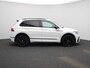 Volkswagen Tiguan 1.5 TSI R-Line Business | PANORAMADAK | NAVIGATIE | APPLE CAR PLAY | LED VERLICHTING | BLACK OPTIEK | ELEKTRISCHE ACHTERKLEP |