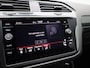 Volkswagen Tiguan 1.5 TSI R-Line Business | PANORAMADAK | NAVIGATIE | APPLE CAR PLAY | LED VERLICHTING | BLACK OPTIEK | ELEKTRISCHE ACHTERKLEP |