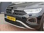 Volkswagen T-Roc 1.5 TSI 150pk DSG Life Edition, Camera,Navigatie,Virtual cockpit, ACC, Carplay ,Keyless ,Led verlichting ,Stoelverwarming, Schakelmogelijkheid stuurwiel, etc. slechts 3000km! Fabrieksgarantie t/m 02-2027.