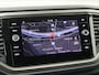 Volkswagen T-Roc 1.5 TSI Style Business | Achteruitrijcamera | Navigatie | Adaptieve cruise control | Elektrisch inklapbare buitenspiegels | CarPlay | Elektrische achterklep | Parkeersensoren |