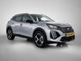 Peugeot 2008 1.2 Hybrid Allure 136pk Automaat | Dealer Onderhouden | Navigatie | Airco | Climate Control | Adaptieve Cruise Control | Camera Voor + Achter | Dodehoek Detectie | LED Koplampen | Lichtmetalen Velgen 17" | Lederen Stuurwiel | Apple Carplay/Android Auto |