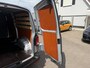 Volkswagen Transporter 2.0 TDI L2H1 Automaat