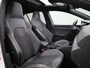 Volkswagen Golf 1.5 eTSI R-Line Business | Automaat | 150PK | Panoramadak | IQ-Light | Camera | Navigatie | Lichtmetalen Velgen | Virtual Cockpit |