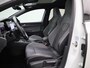 Volkswagen Golf 1.5 eTSI R-Line | Head-Up Display | Panoramadak | IQ-Light | Camera | Navigatie | Lichtmetalen Velgen | Virtual Cockpit |