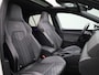 Volkswagen Golf 1.5 eTSI R-Line | Head-Up Display | Panoramadak | IQ-Light | Camera | Navigatie | Lichtmetalen Velgen | Virtual Cockpit |