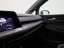 Volkswagen Golf 1.5 eTSI R-Line | Head-Up Display | Panoramadak | IQ-Light | Camera | Navigatie | Lichtmetalen Velgen | Virtual Cockpit |