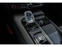 Volvo V60 2.0 T6 Plug-in hybrid AWD Plus Dark | Harman Kardon Audio | Trekhaak | Stoel- / Stuurverwarming Voor + Achter | 360 Camera | Adaptive Cruise | Long Range | Google | Carplay | Dodehoekdetectie