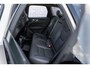 Volvo XC60 2.0 T6 Plug-in hybrid AWD Ultra Dark | Harman Kardon Audio | Trekhaak | Schuif- / Kanteldak | Stoel- / Stuurverwarming Voor + Achter | 360 Camera | Adaptive Cruise | Long Range | Google | Carplay | Dodehoekdetectie
