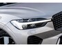 Volvo XC60 2.0 T6 Plug-in hybrid AWD Ultra Dark | Harman Kardon Audio | Trekhaak | Schuif- / Kanteldak | Stoel- / Stuurverwarming Voor + Achter | 360 Camera | Adaptive Cruise | Long Range | Google | Carplay | Dodehoekdetectie