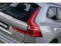 Volvo XC60 2.0 T6 Plug-in hybrid AWD Ultra Dark | Harman Kardon Audio | Trekhaak | Schuif- / Kanteldak | Stoel- / Stuurverwarming Voor + Achter | 360 Camera | Adaptive Cruise | Long Range | Google | Carplay | Dodehoekdetectie