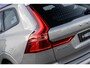 Volvo XC60 2.0 T6 Plug-in hybrid AWD Ultra Dark | Harman Kardon Audio | Trekhaak | Schuif- / Kanteldak | Stoel- / Stuurverwarming Voor + Achter | 360 Camera | Adaptive Cruise | Long Range | Google | Carplay | Dodehoekdetectie
