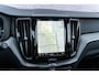 Volvo XC60 2.0 T6 Plug-in hybrid AWD Ultra Dark | Harman Kardon Audio | Trekhaak | Schuif- / Kanteldak | Stoel- / Stuurverwarming Voor + Achter | 360 Camera | Adaptive Cruise | Long Range | Google | Carplay | Dodehoekdetectie