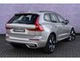 Volvo XC60 2.0 T6 Plug-in hybrid AWD Ultra Dark | Harman Kardon Audio | Trekhaak | Schuif- / Kanteldak | Stoel- / Stuurverwarming Voor + Achter | 360 Camera | Adaptive Cruise | Long Range | Google | Carplay | Dodehoekdetectie