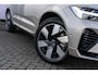 Volvo XC60 2.0 T6 Plug-in hybrid AWD Ultra Dark | Harman Kardon Audio | Trekhaak | Schuif- / Kanteldak | Stoel- / Stuurverwarming Voor + Achter | 360 Camera | Adaptive Cruise | Long Range | Google | Carplay | Dodehoekdetectie