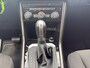 Volkswagen T-Roc 1.5 TSI Style DSG Navigatie | Two Tone | Parkeer V+A | Automaat | Elektrische Klep | App-Connect |