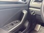 Volkswagen T-Roc 1.5 TSI Style DSG Navigatie | Two Tone | Parkeer V+A | Automaat | Elektrische Klep | App-Connect |