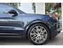 Porsche Cayenne 3.0 E-Hybrid Pano ACC Luchtvering Sportstoelen 18-
